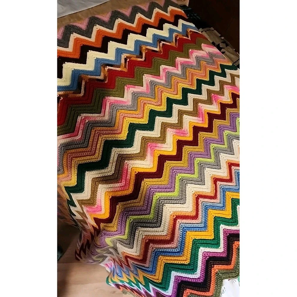 Vtg 70s Handmade Chevron Heavy Multi Color Crocheted Afghan 56